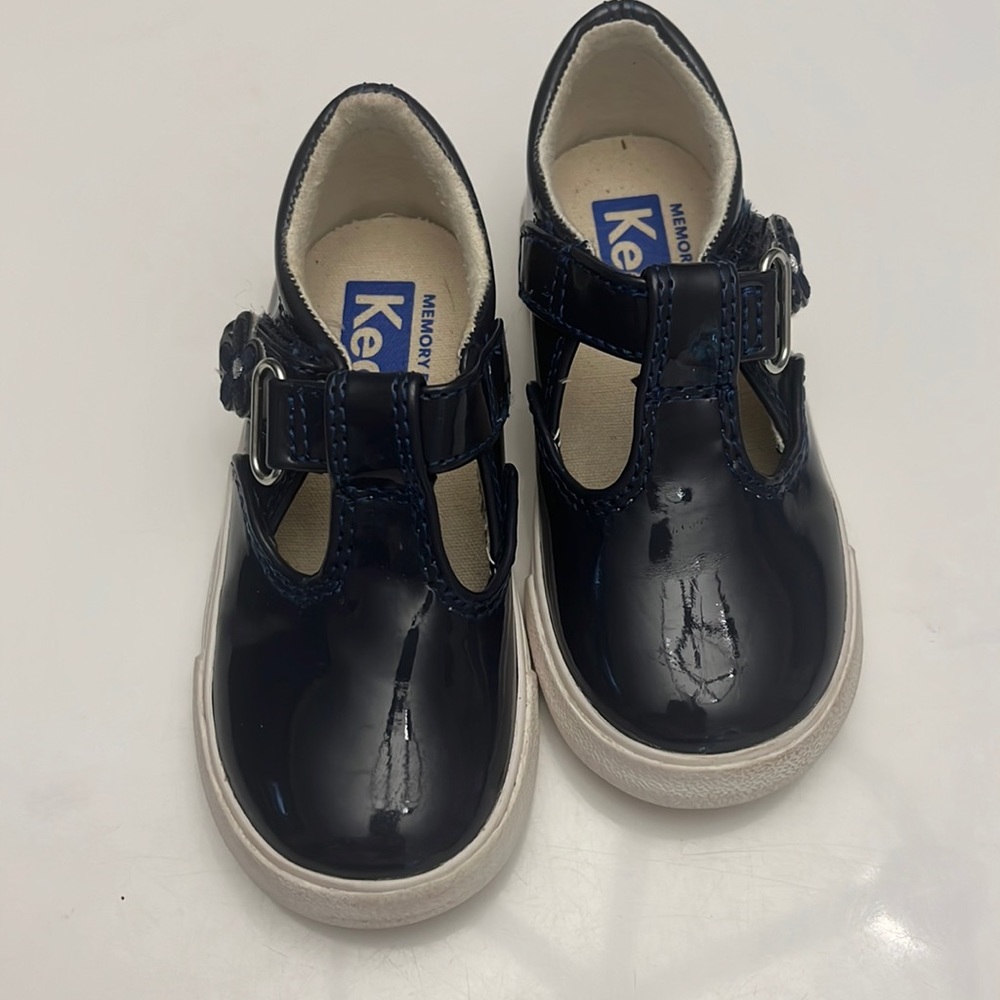 Toddler girl size 6 Keds